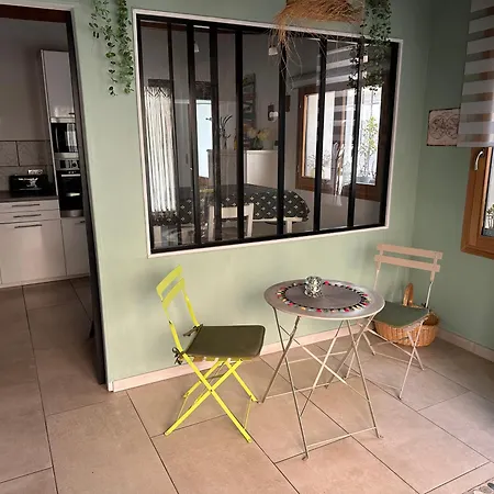 Holiday home Charmante Maison De Intra-muros Aigues-Mortes