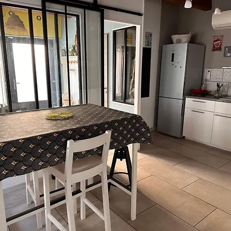 בית נופש Charmante Maison De Intra-muros *